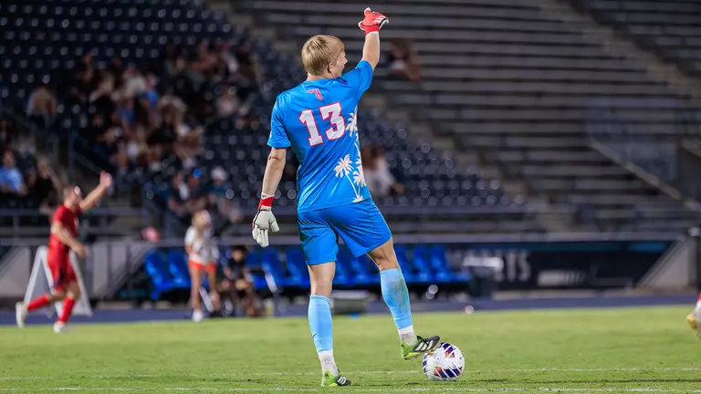 Owls Host FGCU in Non-Conference Tilt