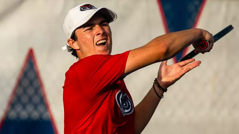 Owls Come from Behind to Defeat UPenn 4-3