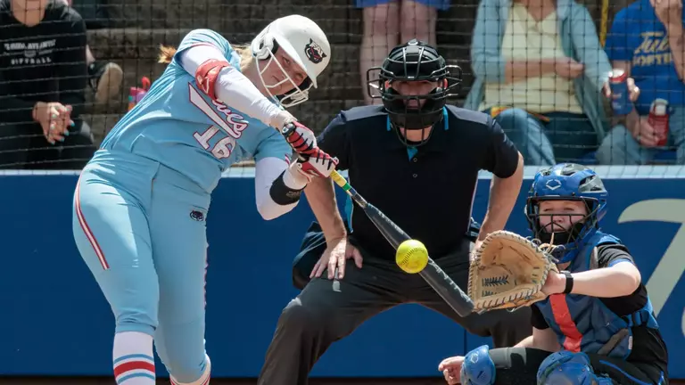 No. 24 Owls Clinch AAC Title; Martinez Throws Perfect Game