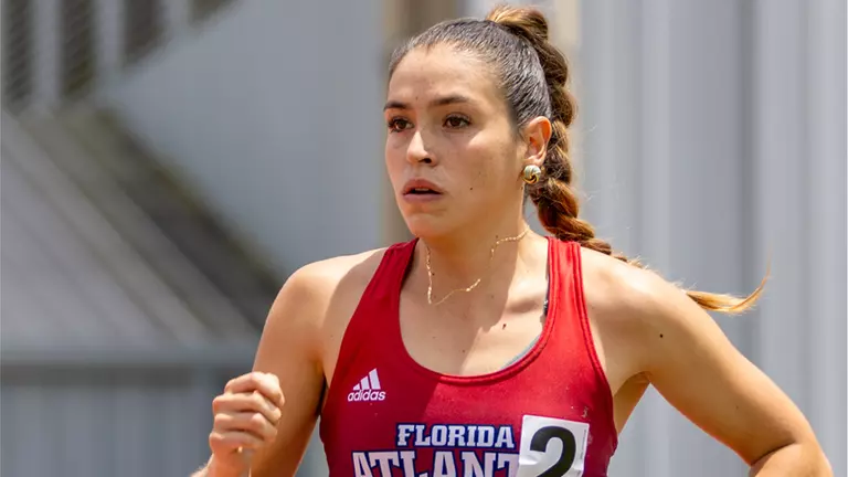 Owls Complete Second Day in Jacksonville