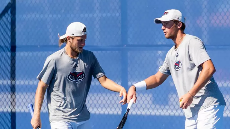A 6-1 Paradise Win for the Owls