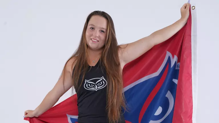 Owls Serve Up a 4-3 In-State Win