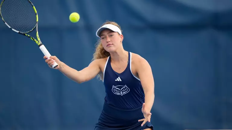 Owls Topped in Orlando