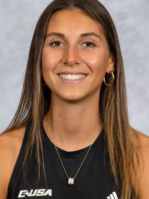 2026 Florida Atlantic BVB Headshots - Sofia Connor