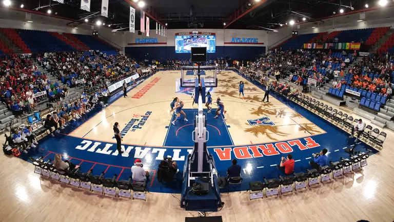 Jewett-Giles Named Women's Basketball Assistant Coach