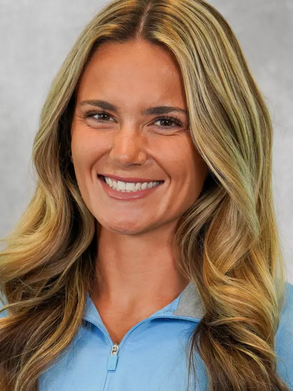Chantel McMillan Head Shot - Beach Volleyball Assistant Coach