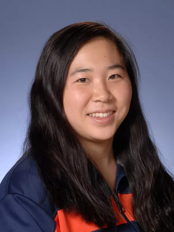 Tori Fujinami Headshot