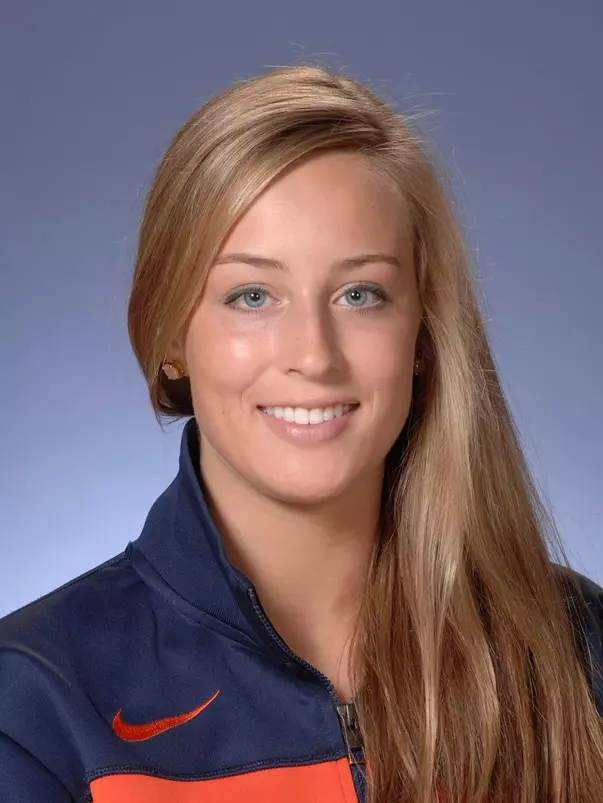 Bridget Hodan Headshot