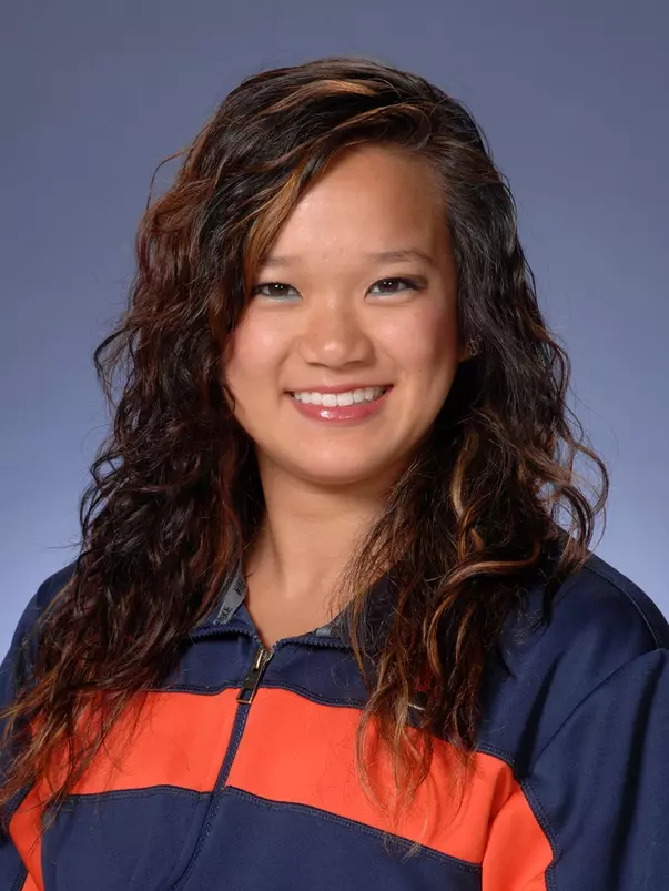 Gabriella Nguyen Headshot