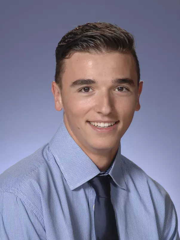 Eric Uster Headshot