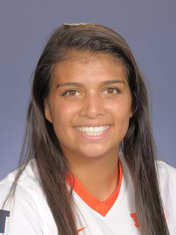 Alicia Barker 2017 Headshot