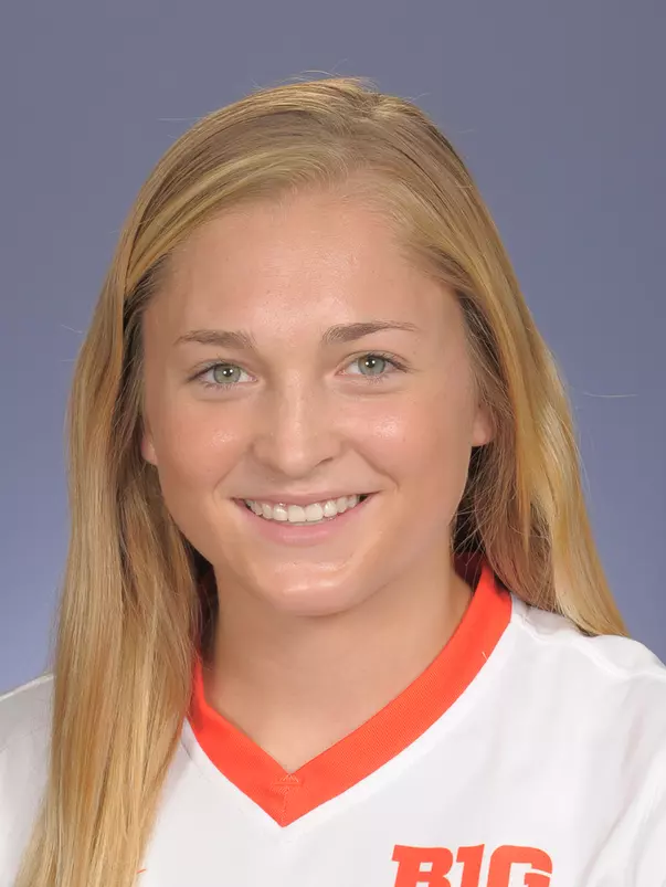 Kelly Maday 2017 Headshot