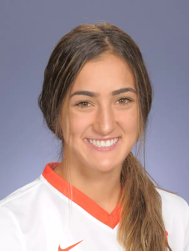 Haley Singer 2017 Headshot