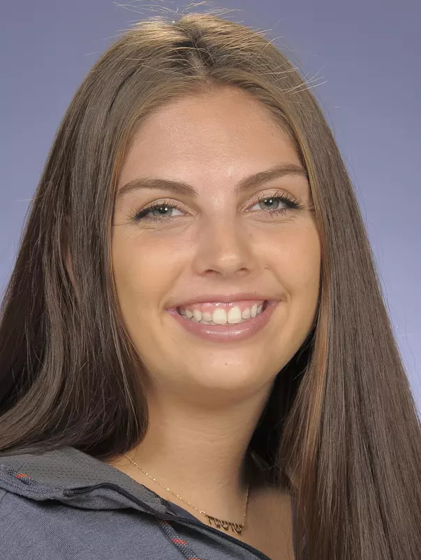 Autumn Ledgin 2017-18 Headshot