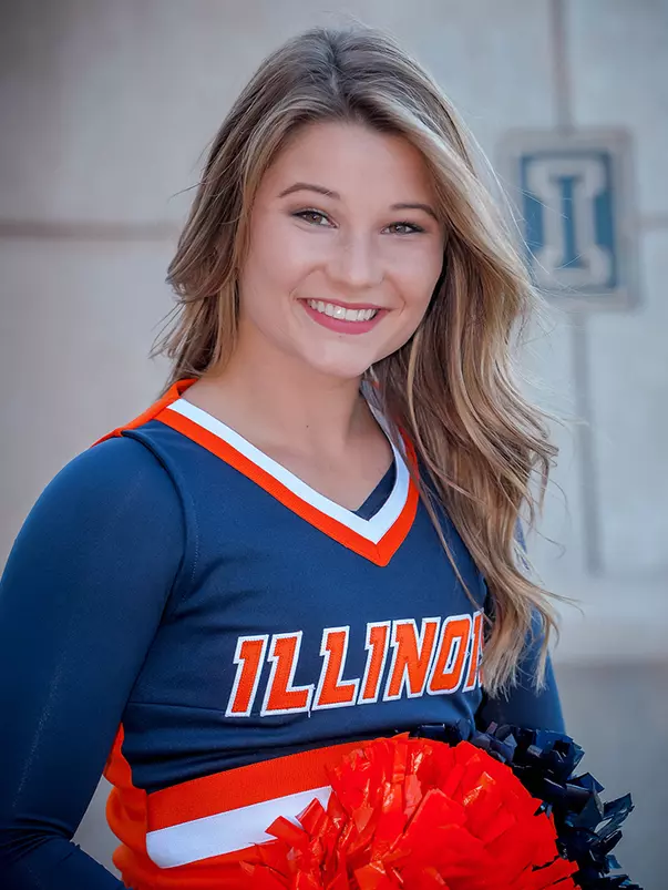 2017-18 Illinois Cheerleading - Molly_Arseneaua