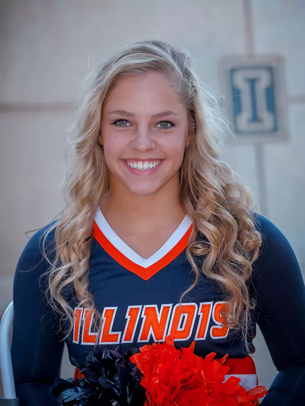2017-18 Illinois Cheerleading - Alexa_Castino