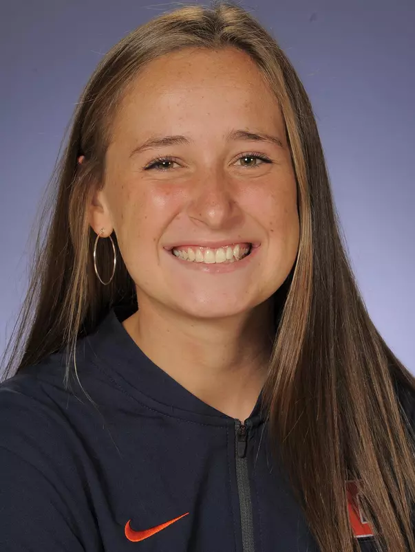 SWD Emma Curtis 18-19 Headshot