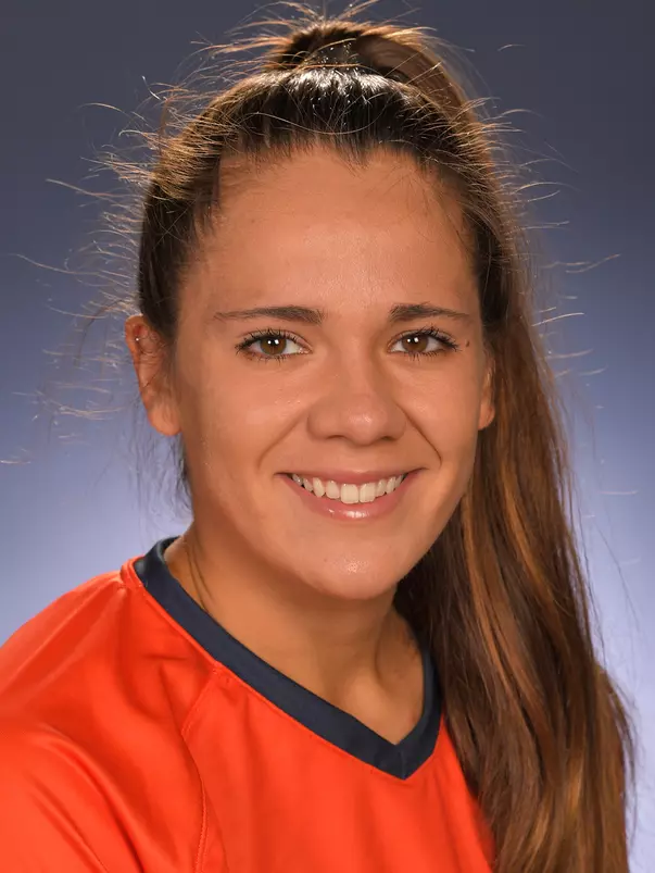 Henar Urteaga 2020 Head Shot