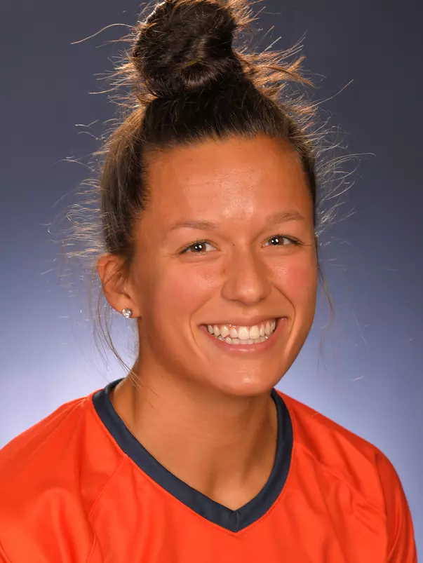 Makena Silber 2020 Head Shot