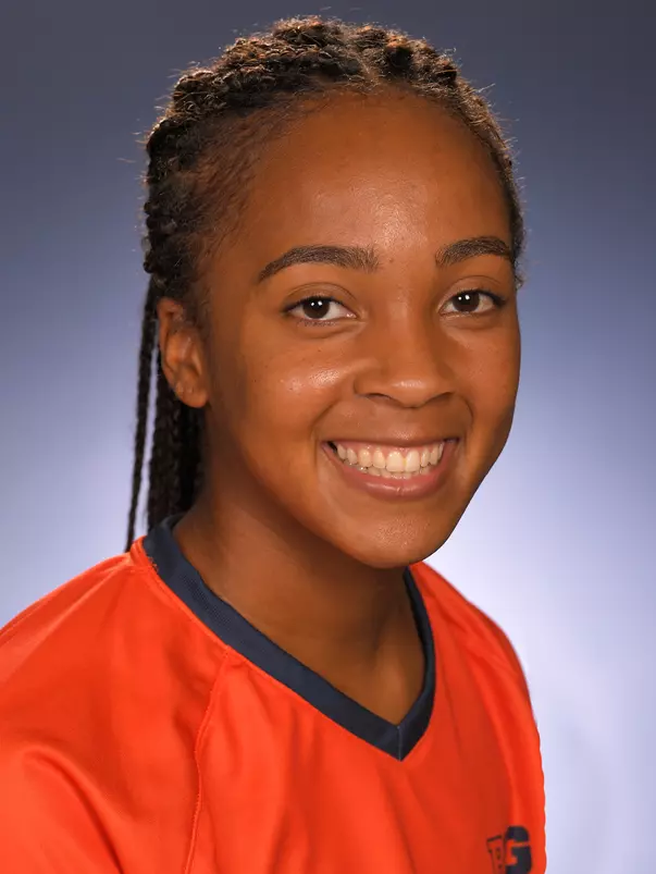 Summer Garrison 2020 Head Shot