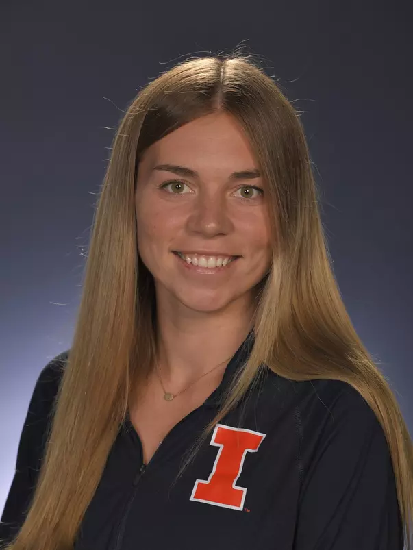 Josie Frazier 2020-21 Headshot