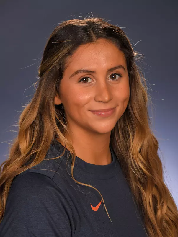 Jimena Martinez 2020-21 Headshot