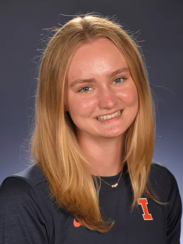 Mariclaire Lynch 2020-21 Headshot