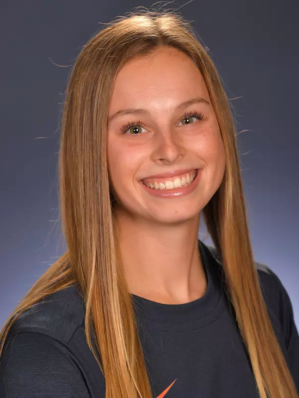 Laurel Bludgen 2020-21 Headshot