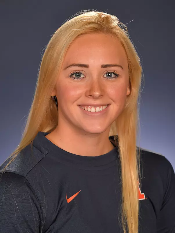 Hannah Aegerter 2020-21 Headshot