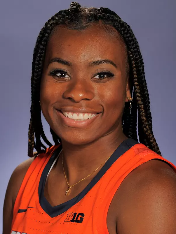 Solape Amusan head shot_2021-22