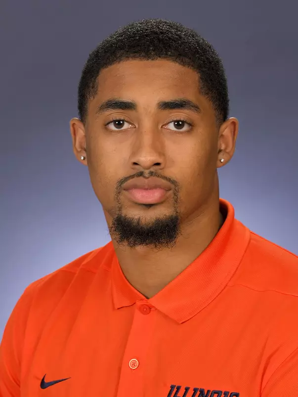 Carlos Sandy Headshot 2021