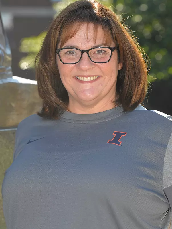 Stephanie Record 2022-23 headshot