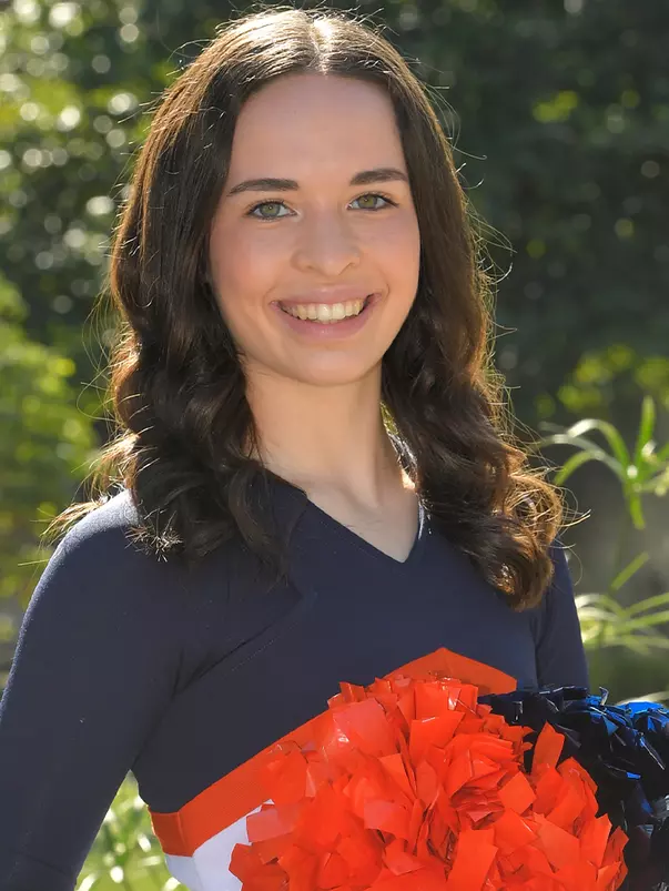 Carly Sawicki 2022-23 headshot