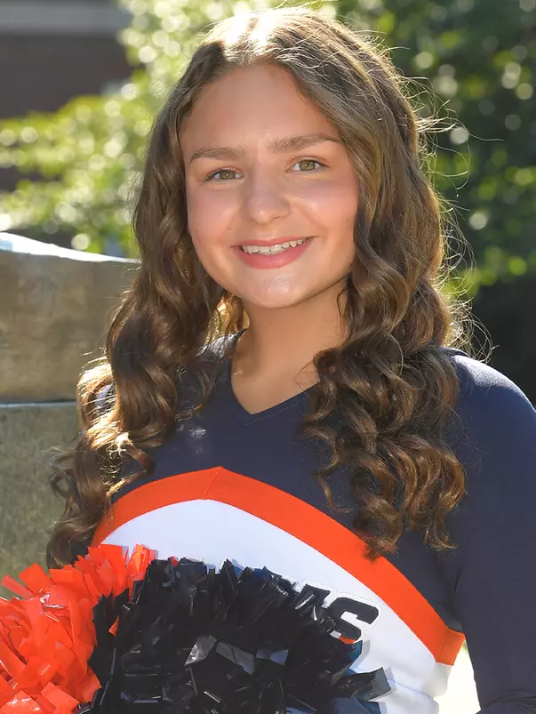 Emma Guarni 2022-23 headshot