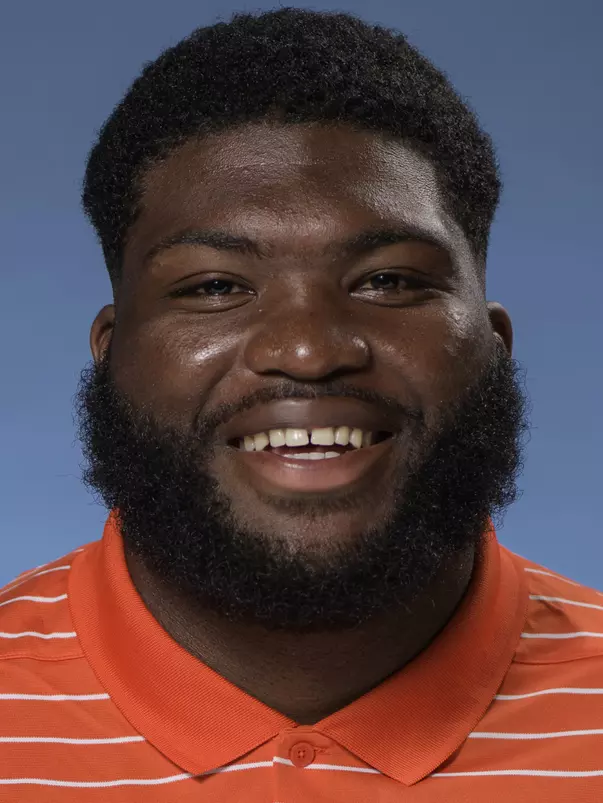 TeRah Edwards headshot 2022
