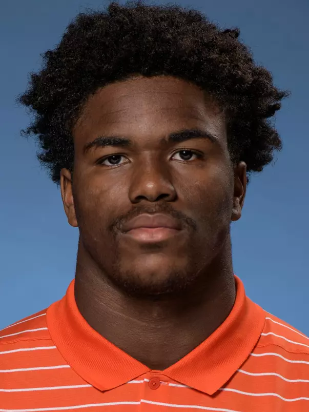 Malachi Hood headshots 2022