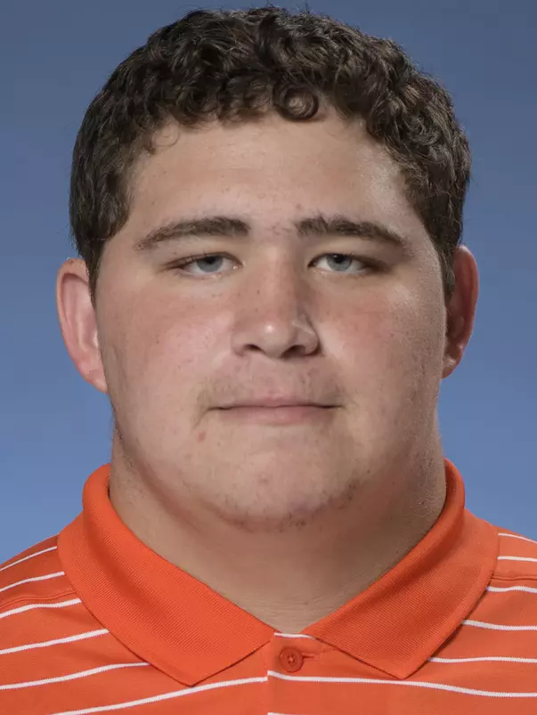 Josh Kreutz headshots 2022