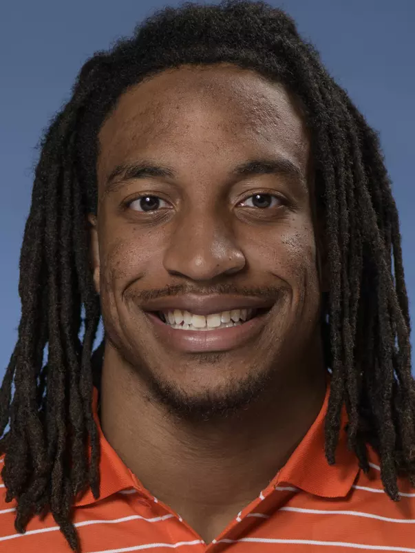Tailon Leitzsey headshot 2022