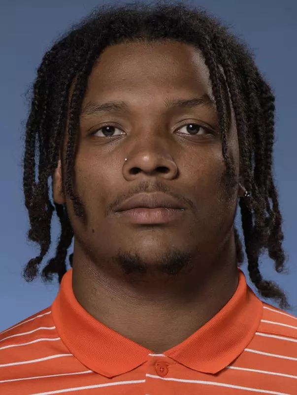Julian Peal headshots 2022