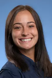 Gabriella Robles 2022-23 headshot