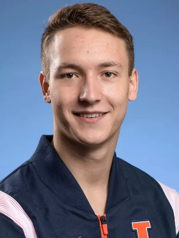 Maksim headshot 2022