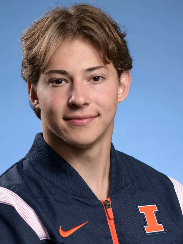 Yan Inhaber-Courchesne headshot 2022