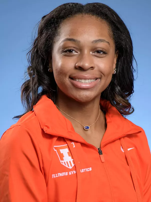 Arielle Ward headshot 2022