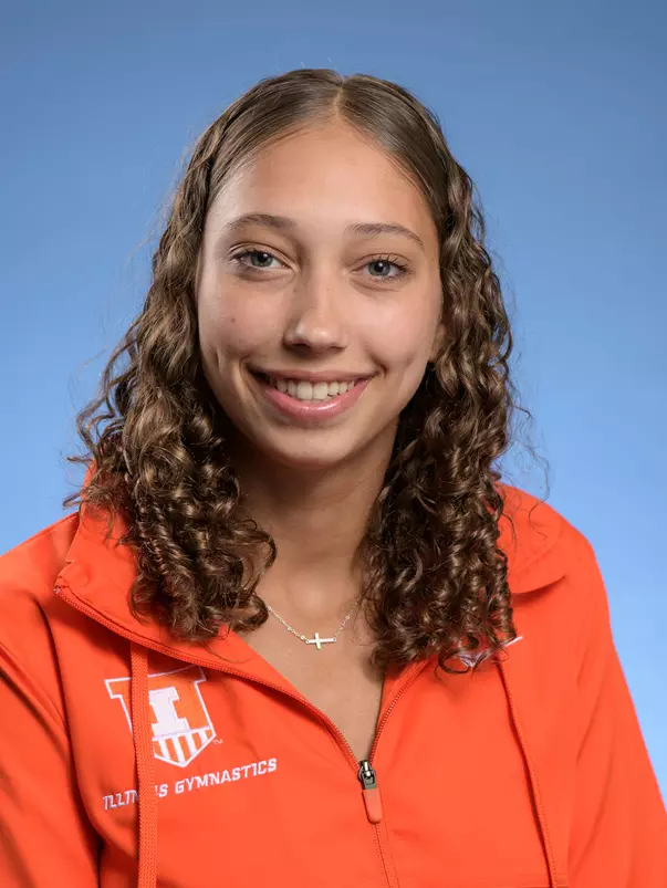 Emma White headshot 2022