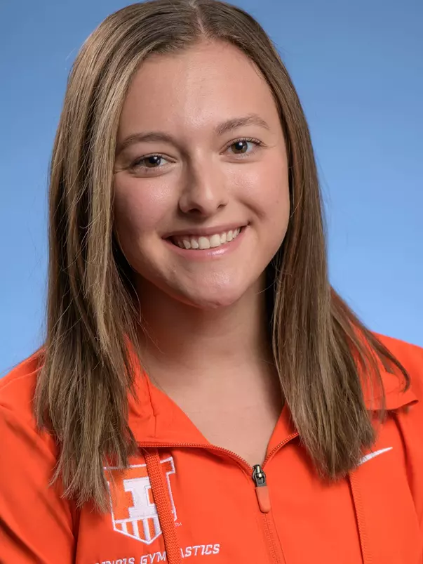 Julia Waight headshot 2022