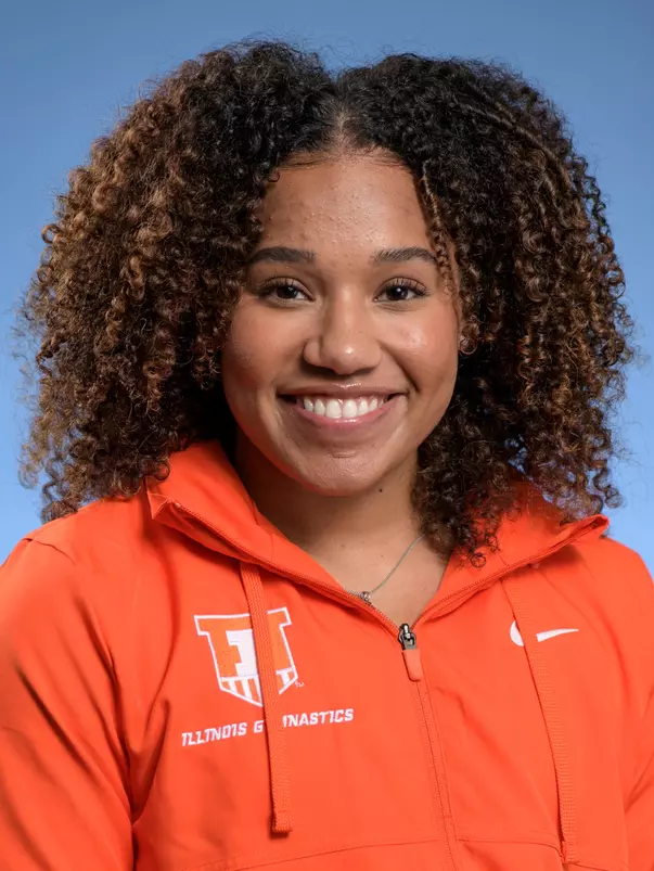 Mia Townes headshot 2022