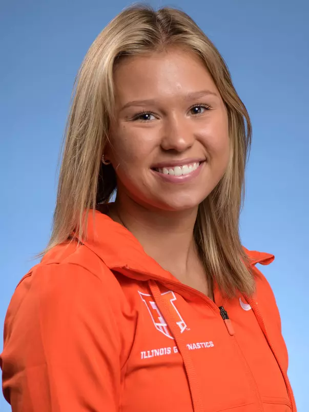 Olivia Bowsman headshot 2022