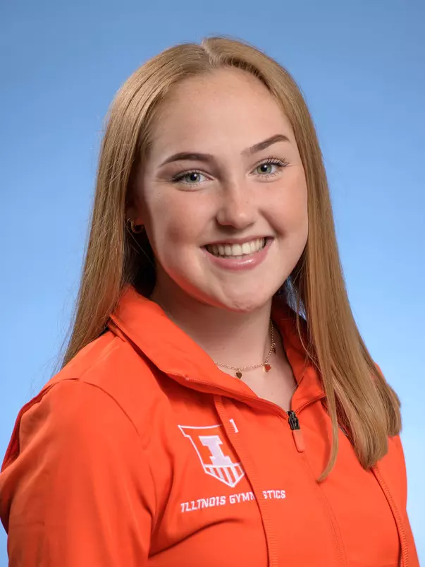 Mia Scott headshot 2022