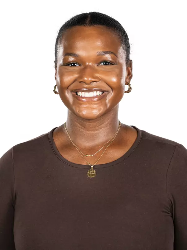 CHAMPAIGN, IL- October 02, 2023 - Illinois Academic Counselor Madison Rayam headshot taken at the Bielfeldt Athletics Administration Building in Champaign, IL. Photo By Kevin Snyder