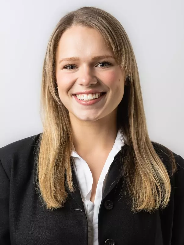 Brooke Stocki headshot